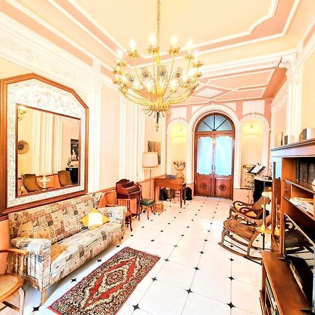 La Traviata - Bunol Aparthotel Екстериор снимка